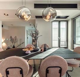3 bedroom penthouse apartment with pool in Chania town, sleeps 6